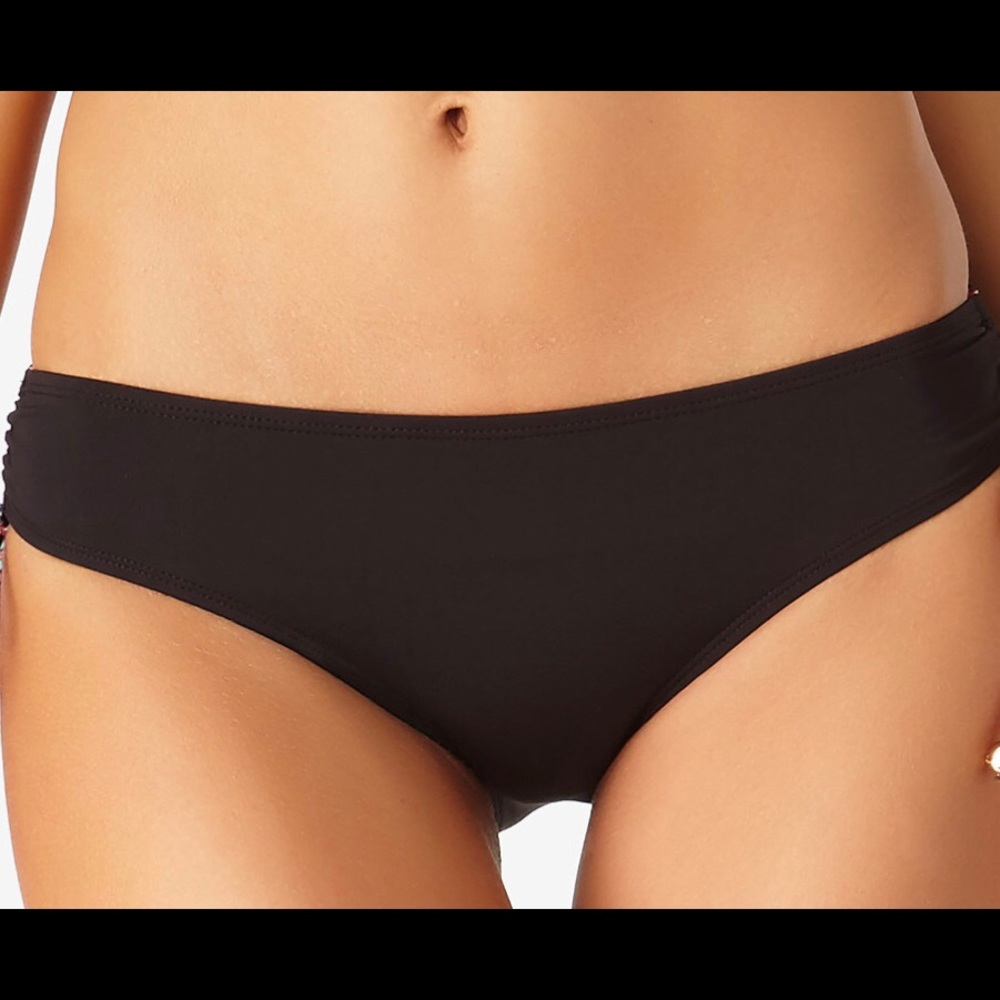 New Anne Cole Bikini bottom I have Medium and XL